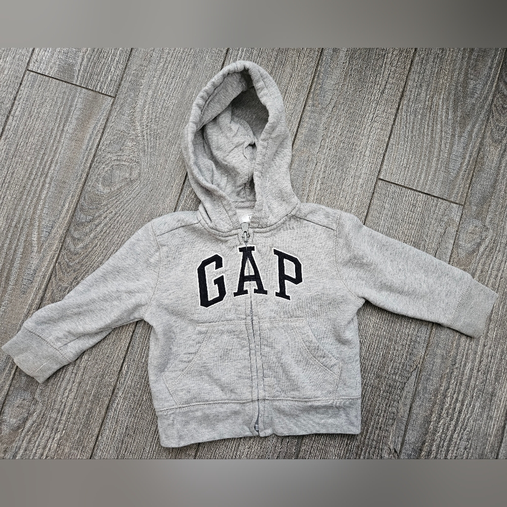 💛 Gap Zip Sweater - 12-18month
